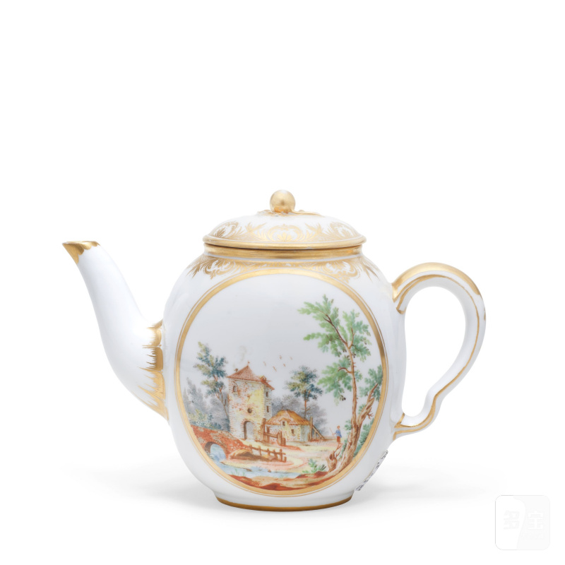 A Sèvres hard-paste porcelain teapot and cover (théière 'Calabre'), dated 1773 - 图4